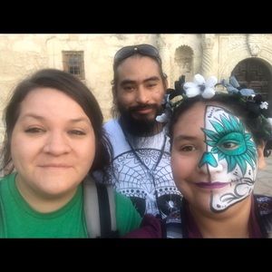 Meet your Posher, Mia